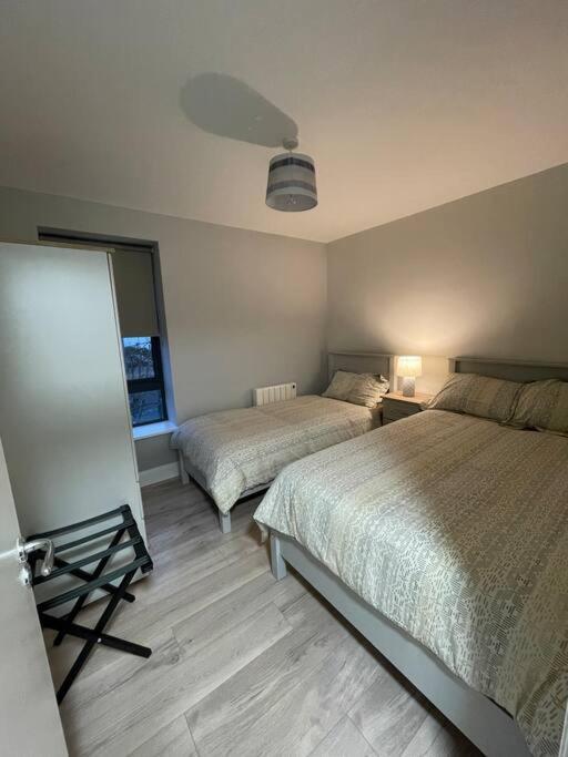 Entire Apartment , Centre Carrick on Shannon Dış mekan fotoğraf